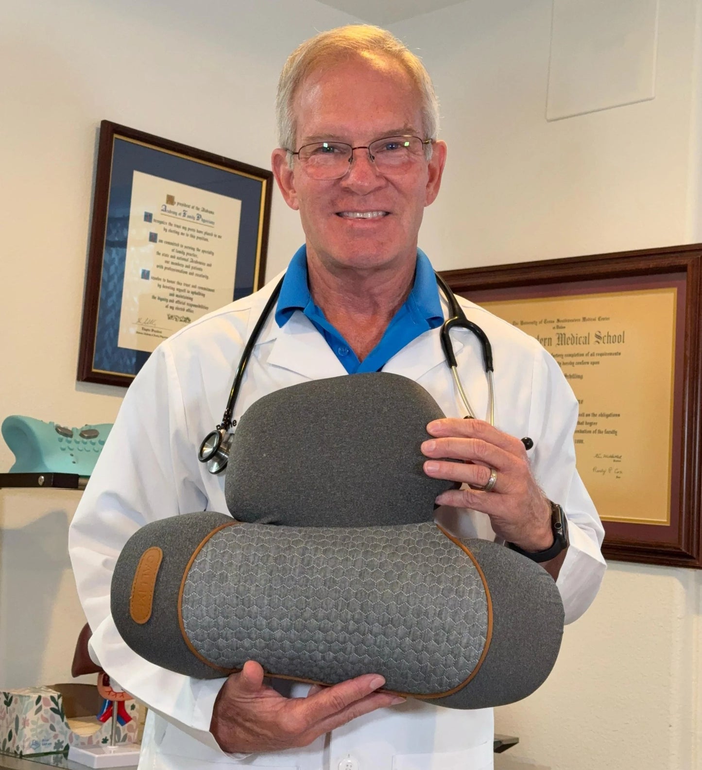 TheraWells Back Pillow | Masajeador de tracción